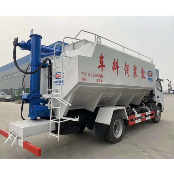 Small Bulk Feed Trailer - Image 2