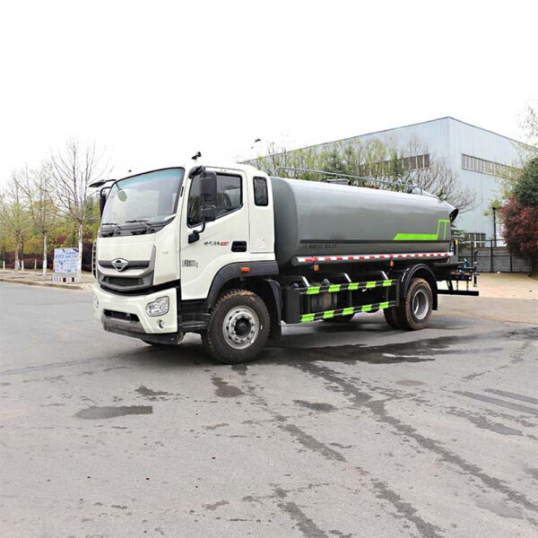 Sprinkle Irrigation Truck - Image 3