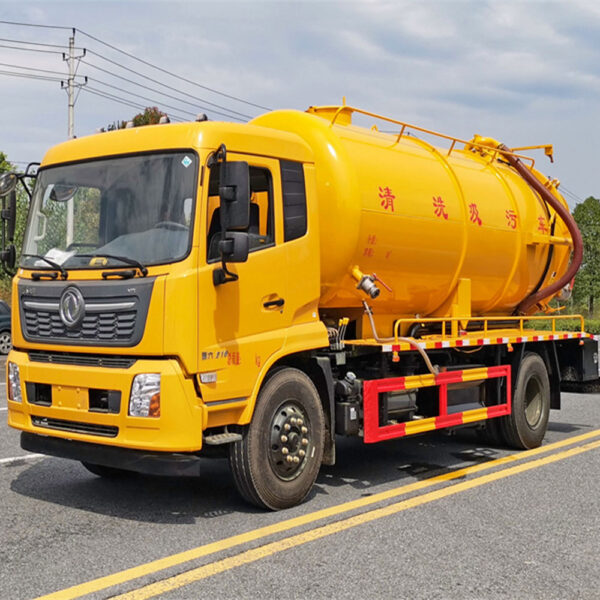 Sewer Cleaning Truck - Image 4