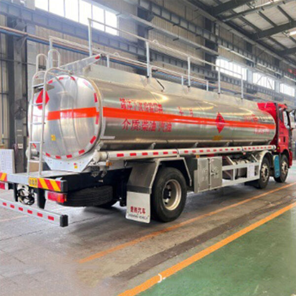 Oil Fuel Tanker Trucks - Afbeelding 2