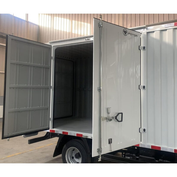 Straight Trucks International Box Bed Truck - Image 4