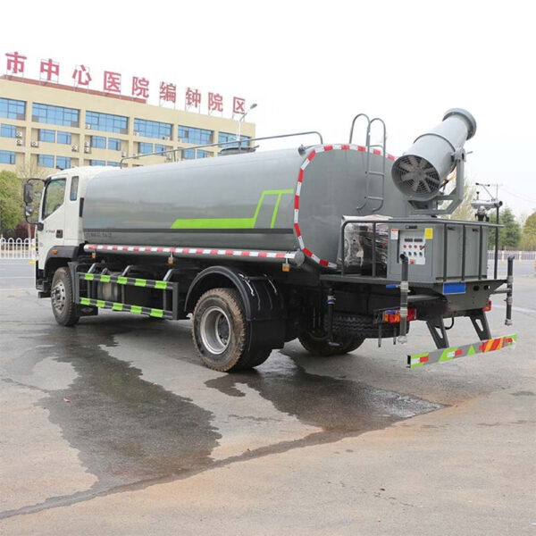 Sprinkle Irrigation Truck - Image 4